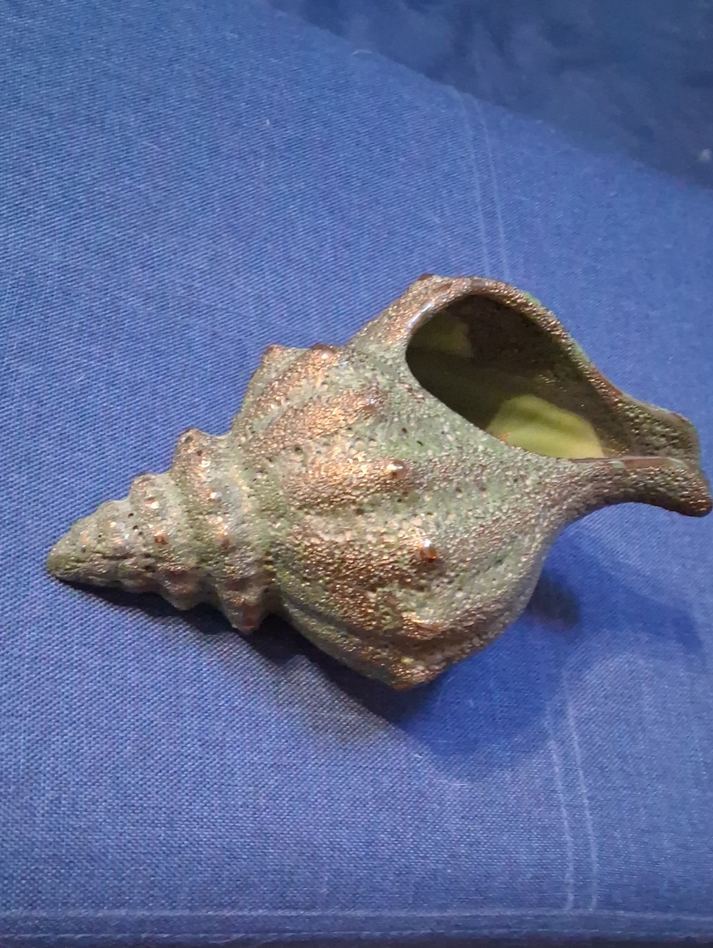 Mid Centry Modern (1950's 1960's) Decorative Sea Shell With Green & Gold Finish